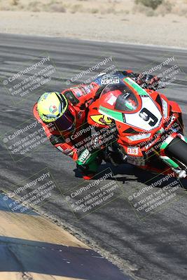 media/Dec-04-2025-Racers Edge (Thu) [[5ebc9f124d]]/2-A Group/1-Session 2 (Turn 7 Inside)/